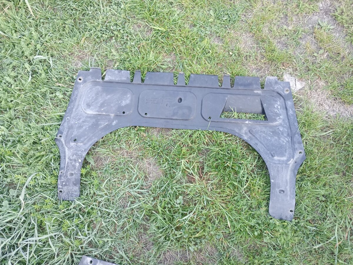 Kryt motoru