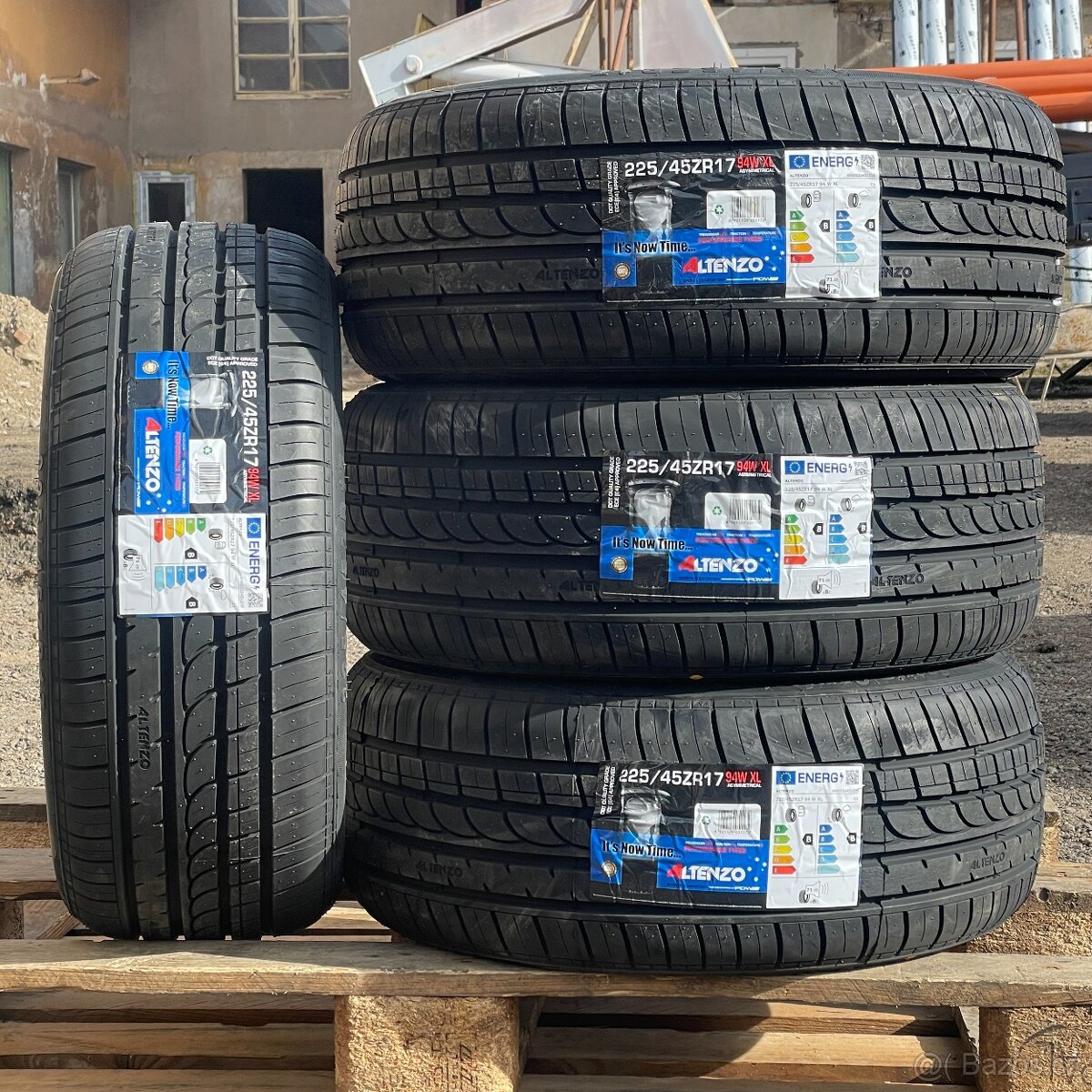 Uplně nové letní pneu 225/45 R17 94W XL Altenzo