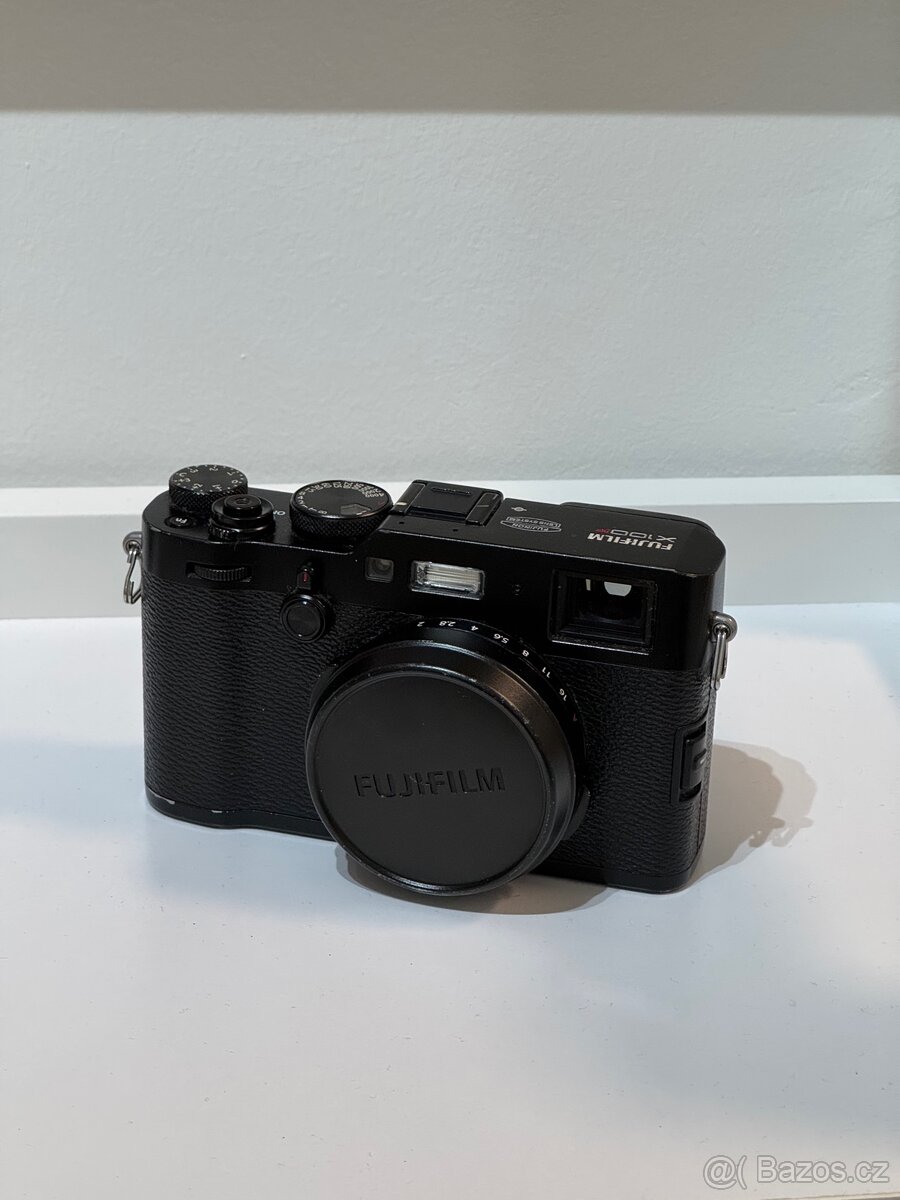 Fujifilm X100F - 2 baterie, filtr, nabíječka