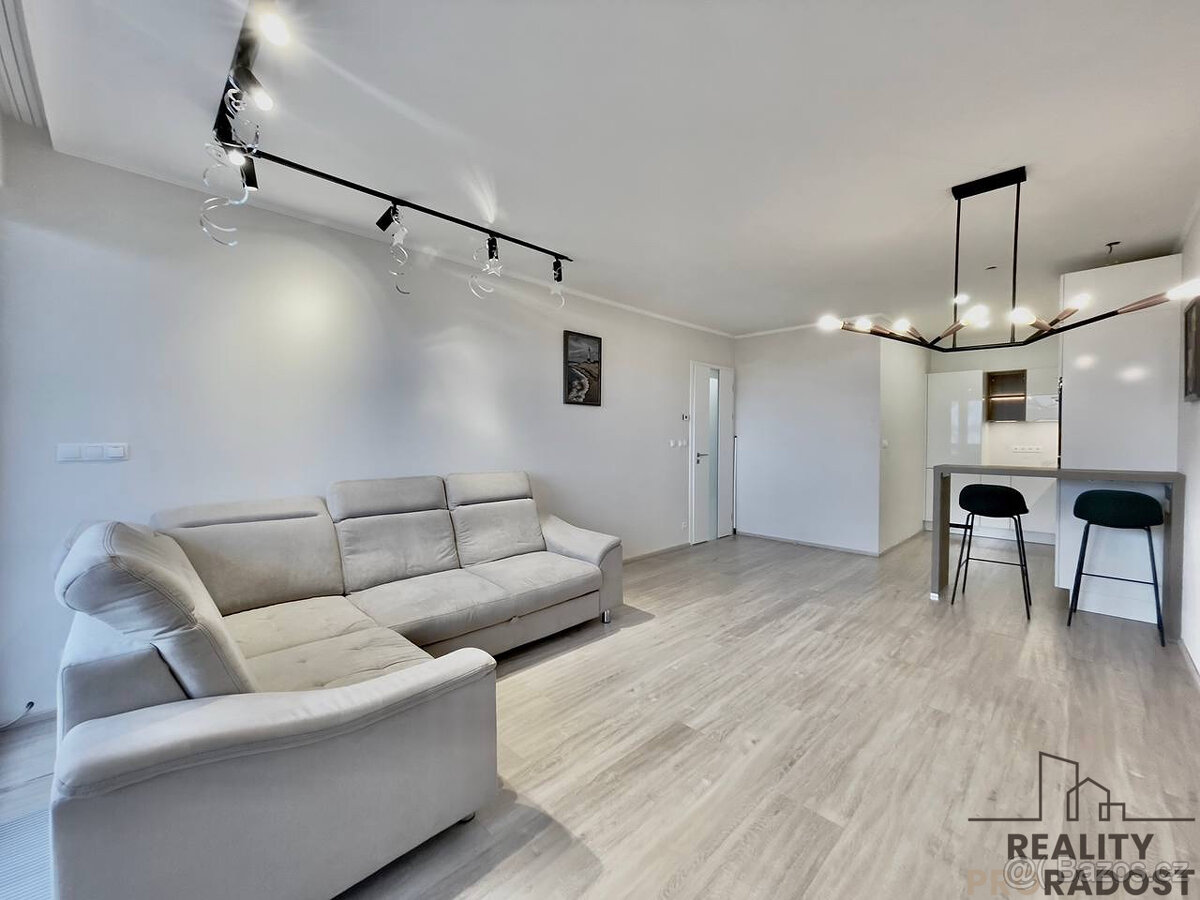 Pronájem bytu 2+kk 65 m²