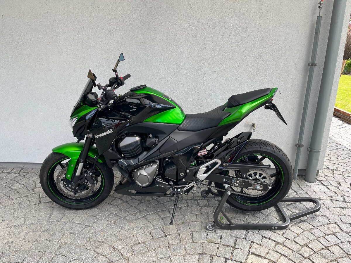 Stojan na motorku