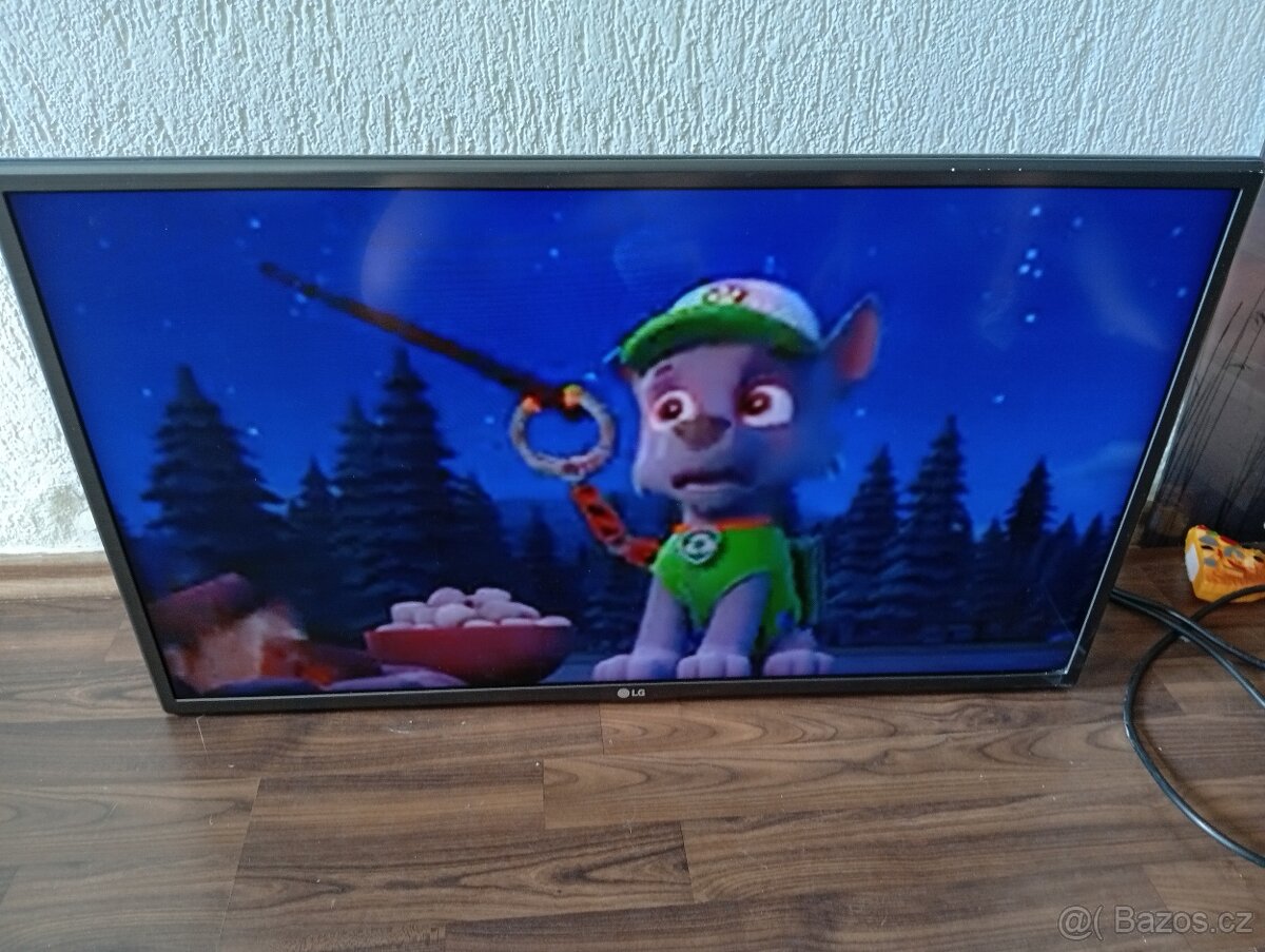 Prodám tv Smart s dálkovým ovládáním 32" 80cm