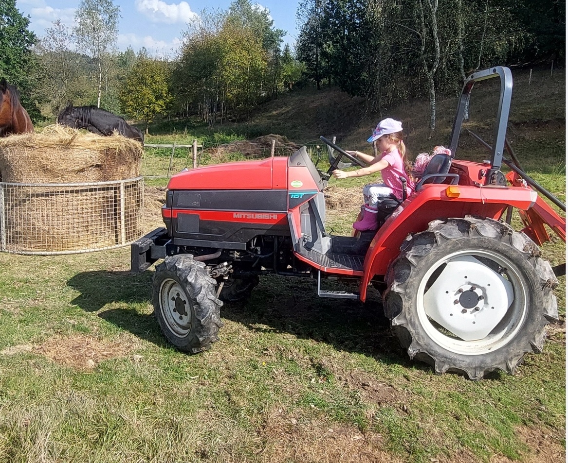 Malotraktor Mitsubishi MTR270