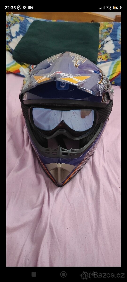 Helma na motorku