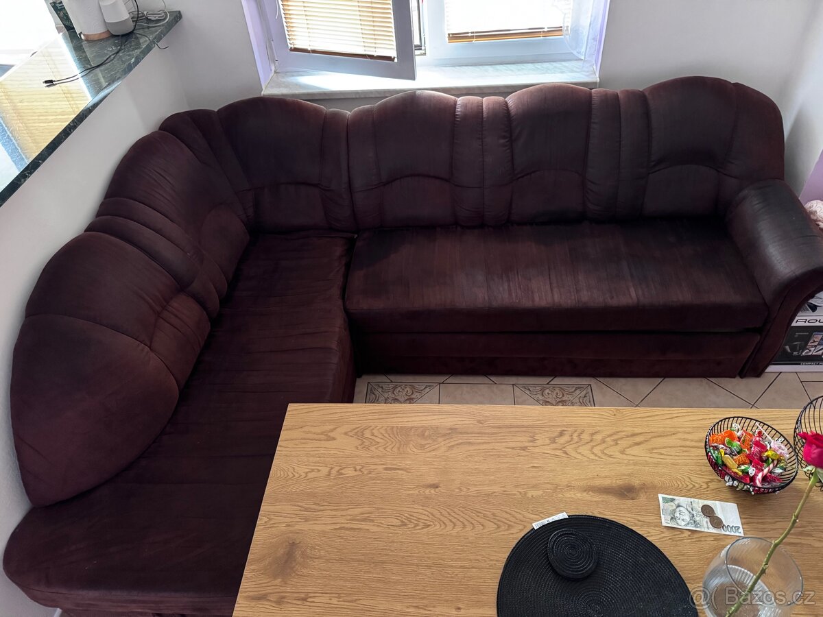 Sedačka – ideální na chatu nebo do dílny