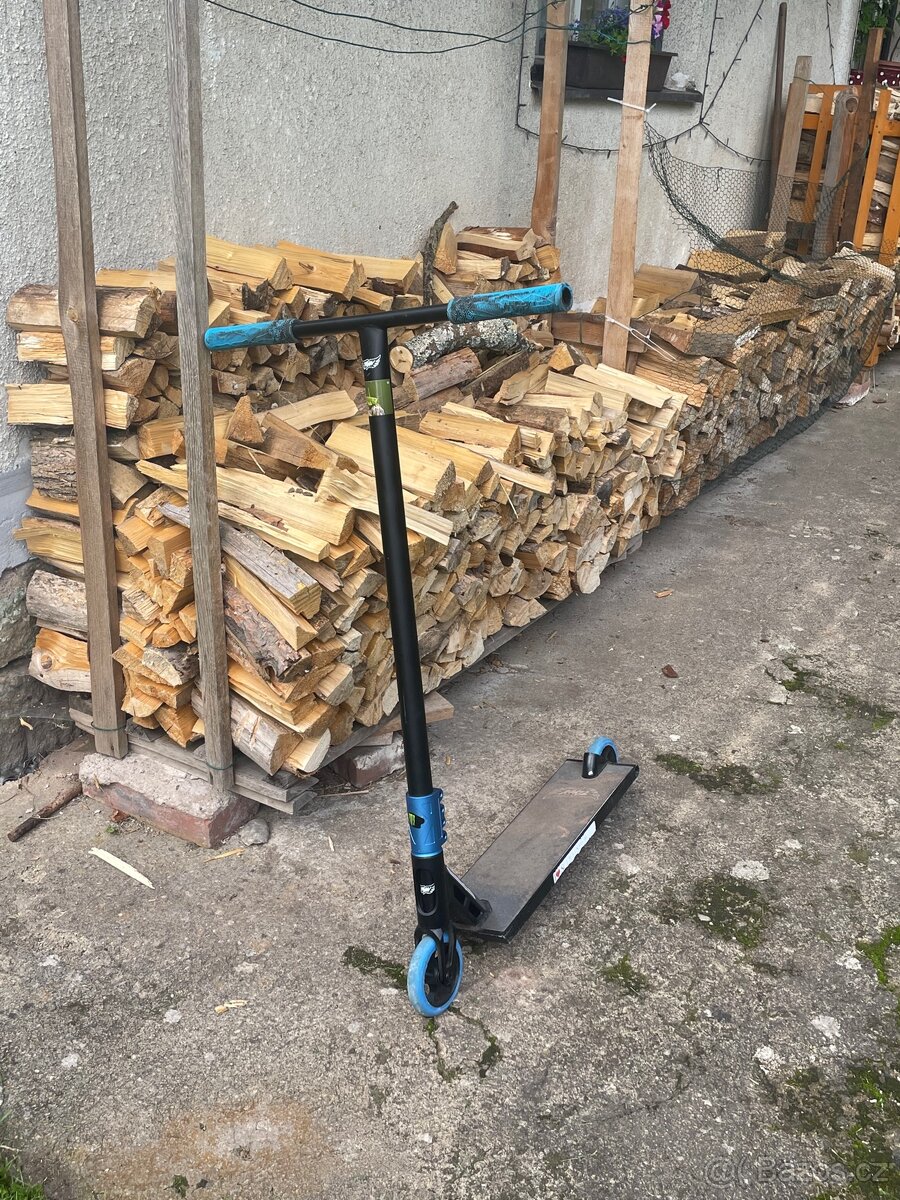 Prodám freestyle koloběžku