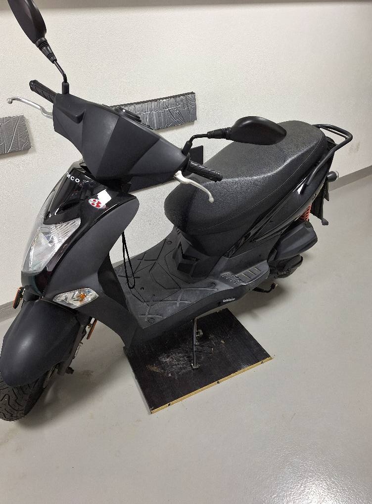 Prodám skútr Kymco Agility 125