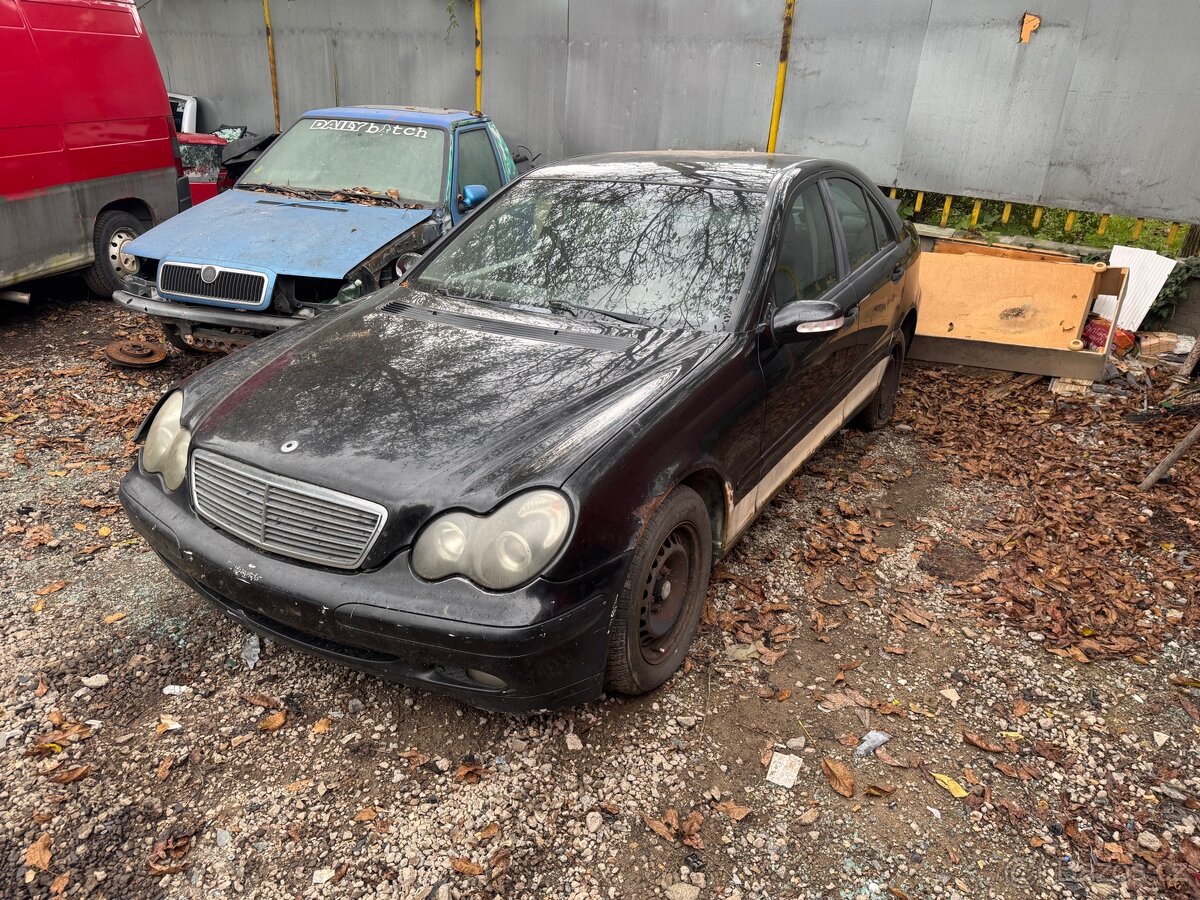 Mercedes benz w203 C220 cdi  ND