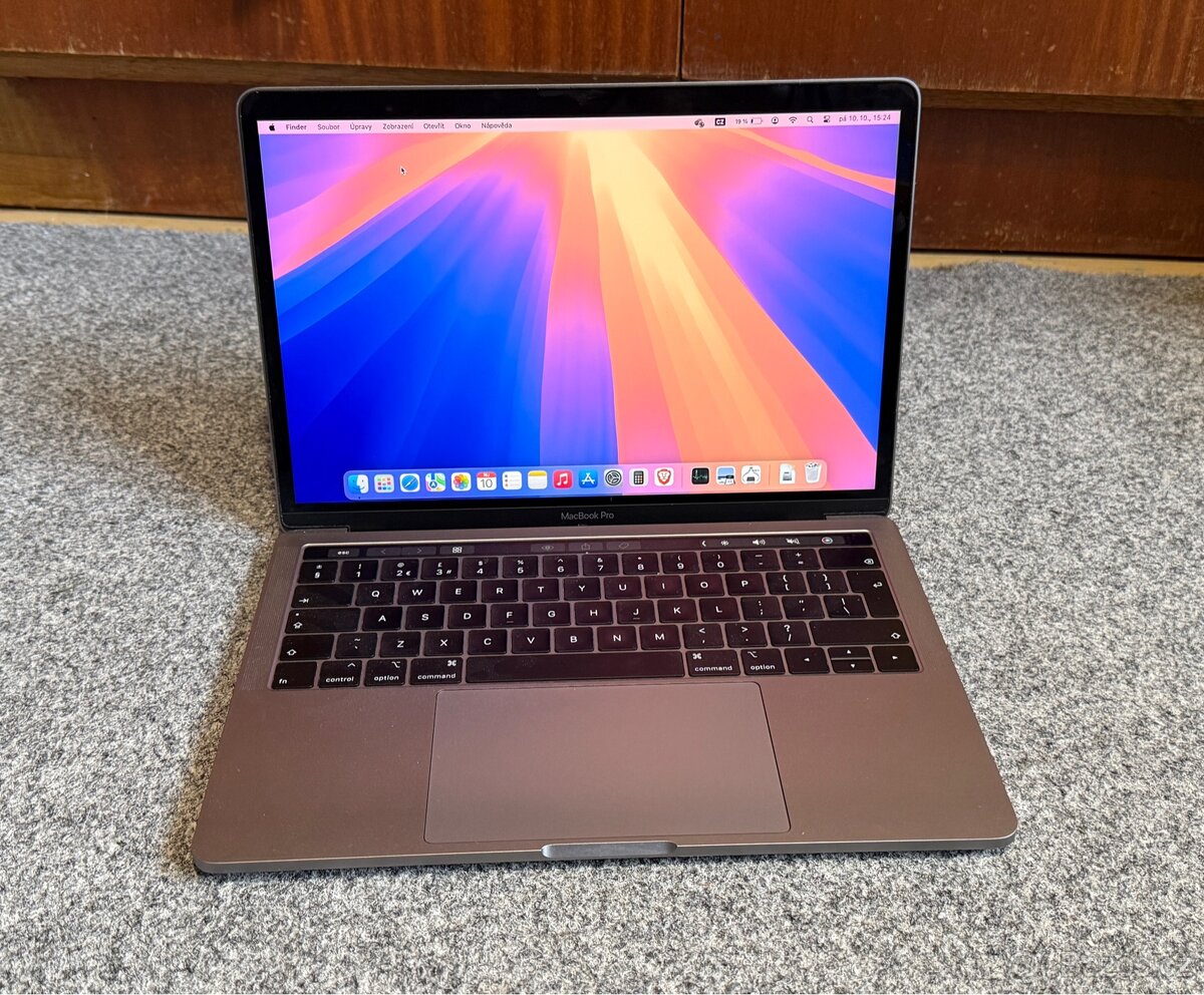 CTO Apple MacBook Touch Bar Pro 13 2018, i7, 16GB RAM, 256GB