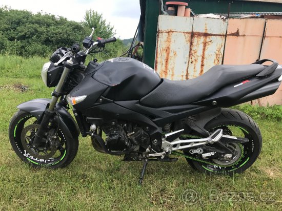 Rozpredám Suzuki GSR 600 2009
