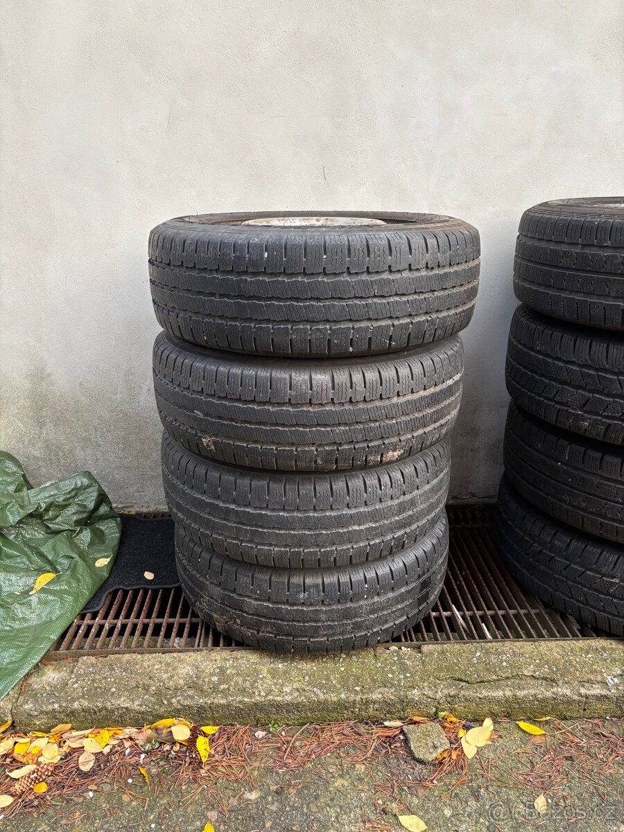 Zimní plechová kola 205/65 R16 5x120 VW