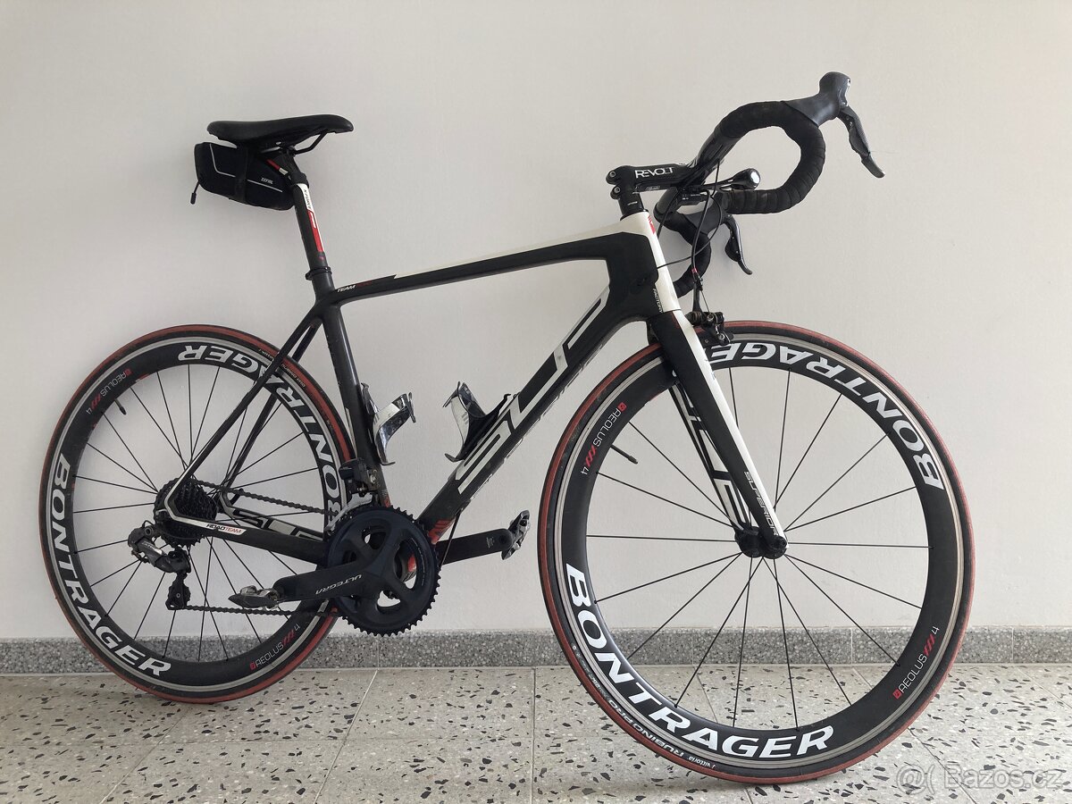 Silniční kolo Superior Road Team 2014 - karbon