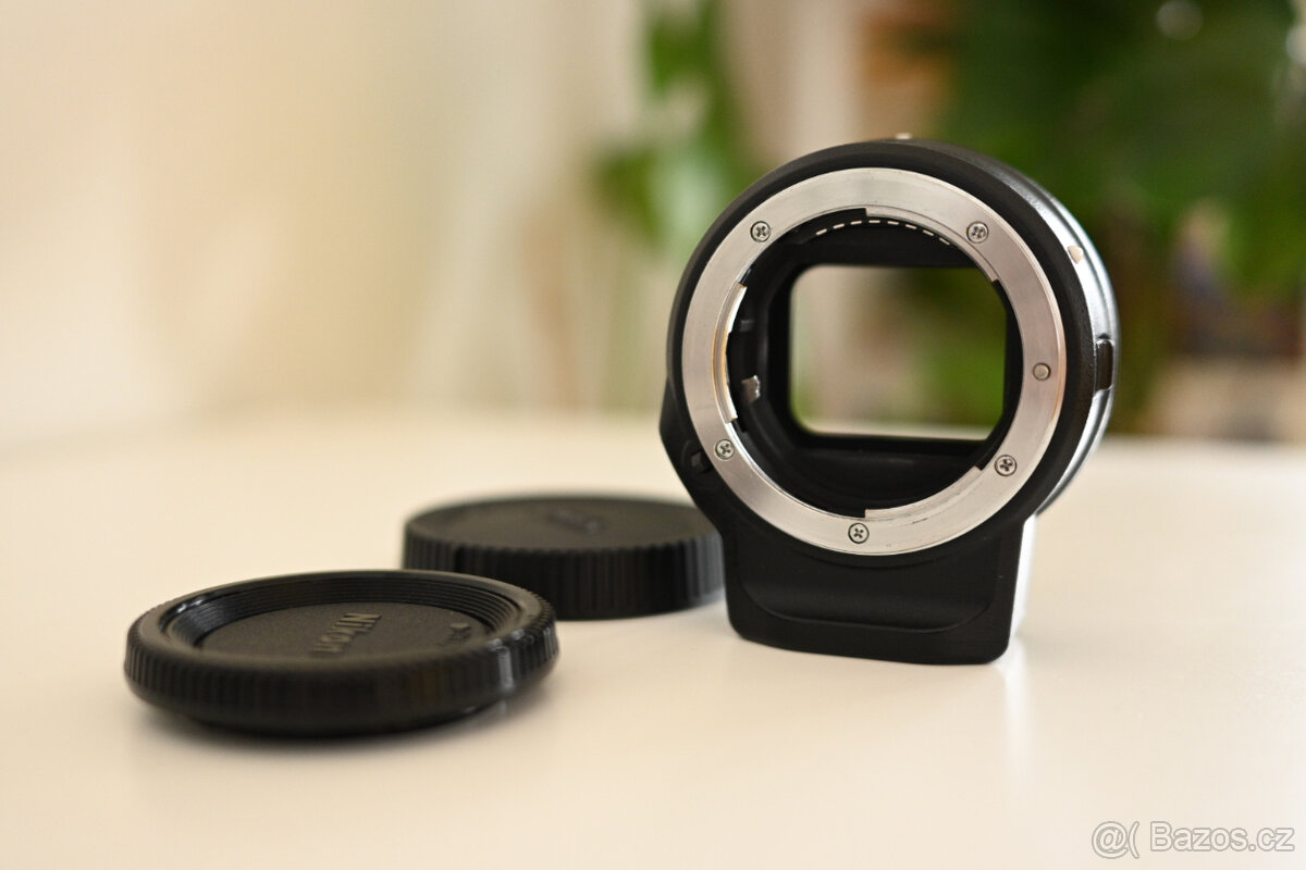Nikon FTZ adaptér
