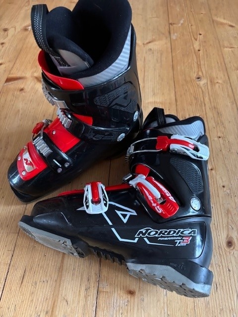 Lyžařské boty Nordica Firearrow Team 3 - velikost 220