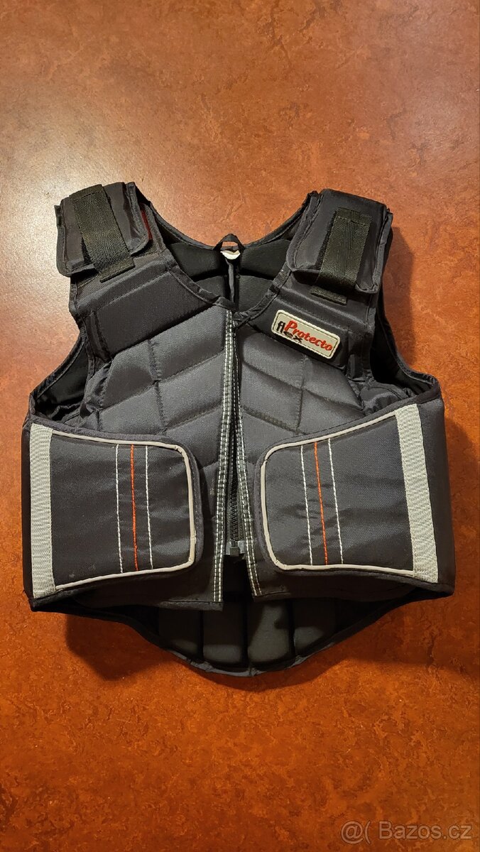 Jezdecká bezpečnostní vesta