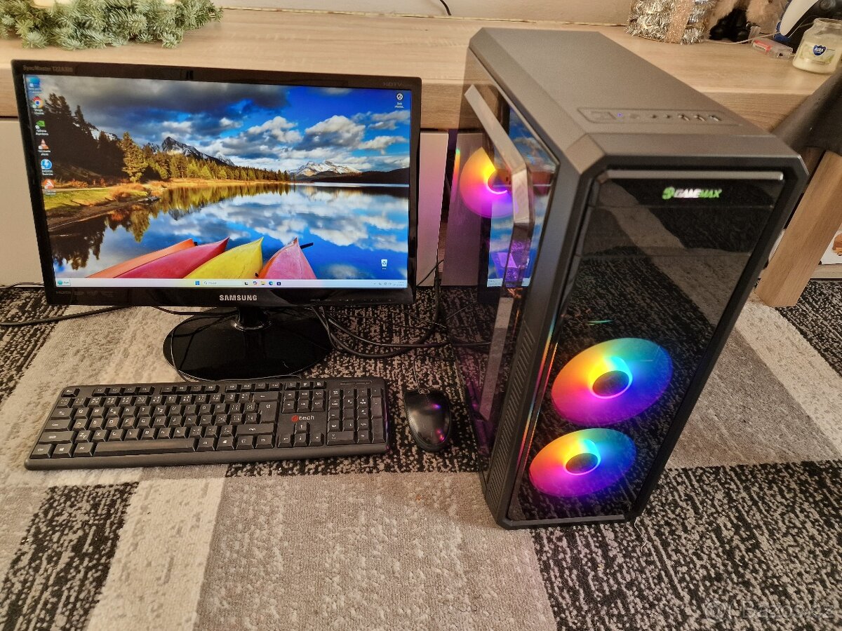 Čtyřjádrový Pc s SSD Diskem na filmy hry internet atd Win 11