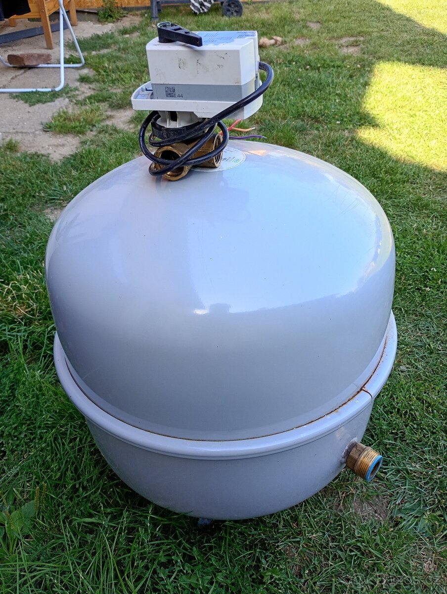 Expanzní nádoba 80