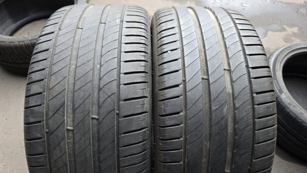 Letní pneu 255/35/19 Kleber