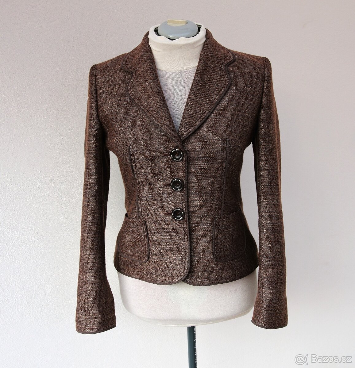 Luxusní sako Escada vel. L-40