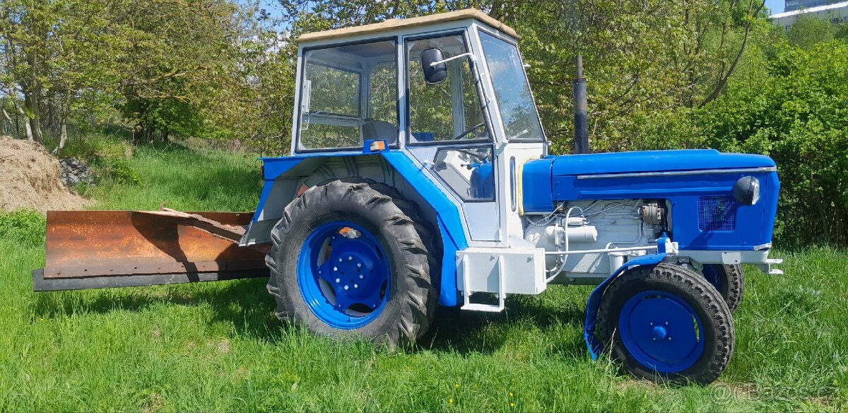 Prodám zetor 4011 bez TP a SPZ, pluh na sníh a kultivator