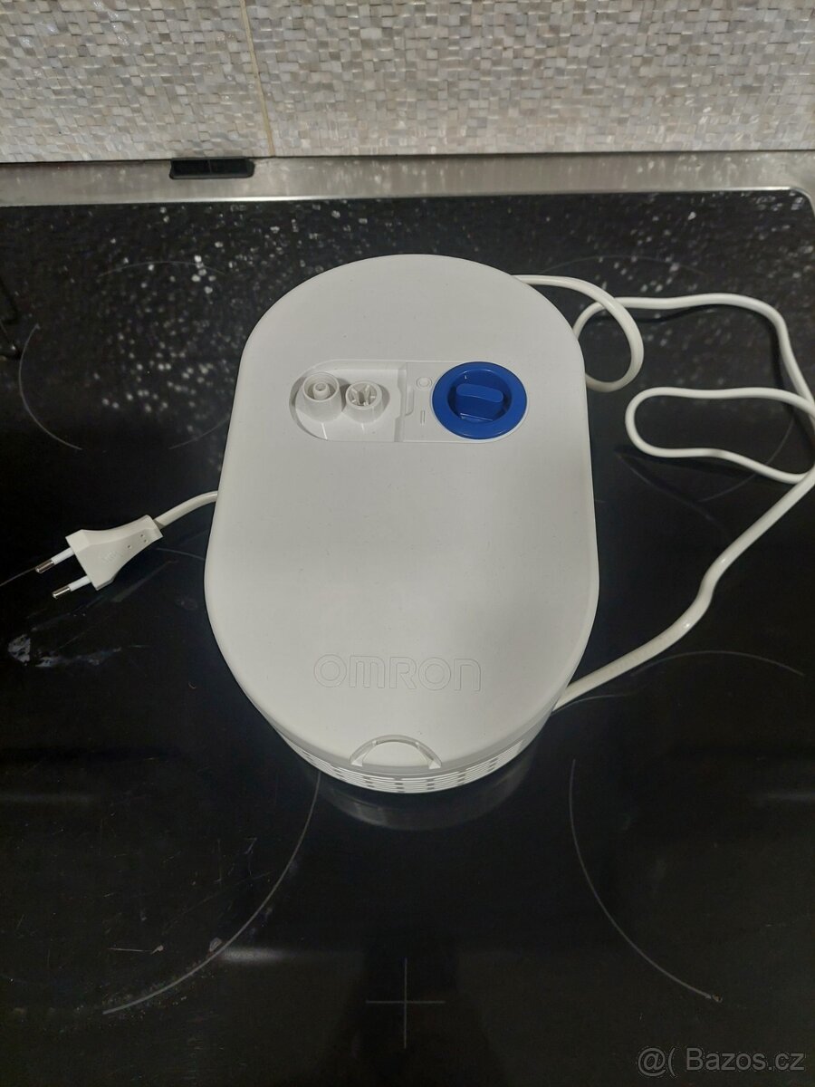 OMRON C102 Inhalátor