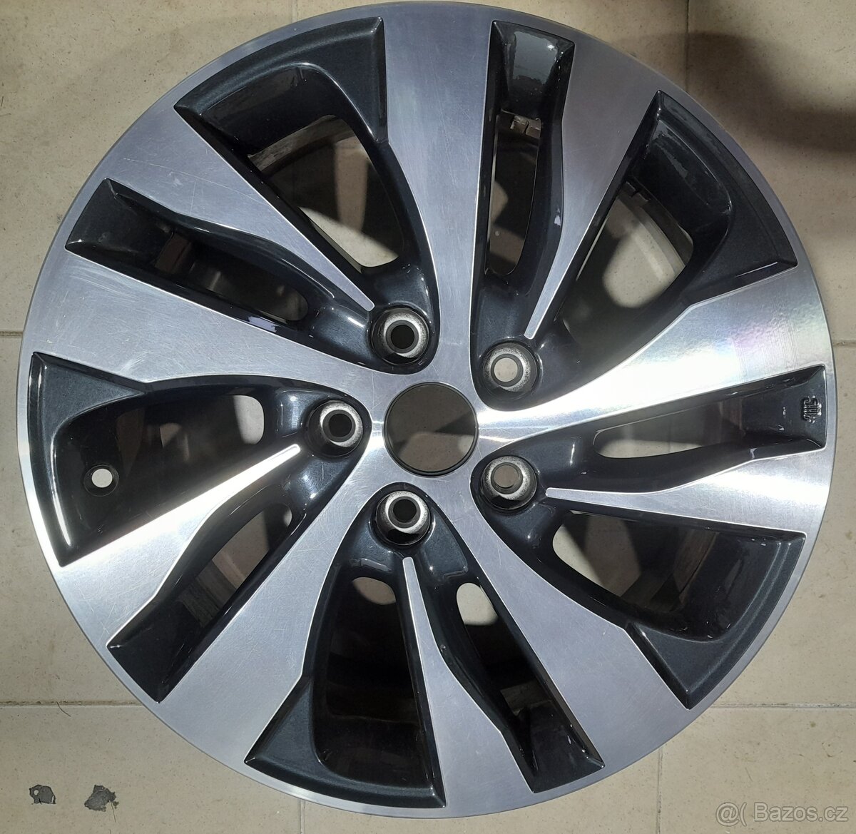 SUZUKI S-CROSS (DISKY)