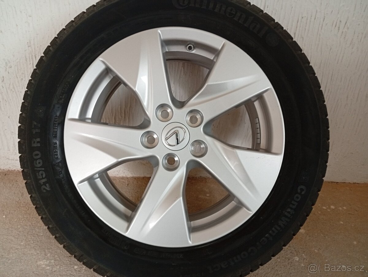 Lexus UX 215/60 R17 Continental