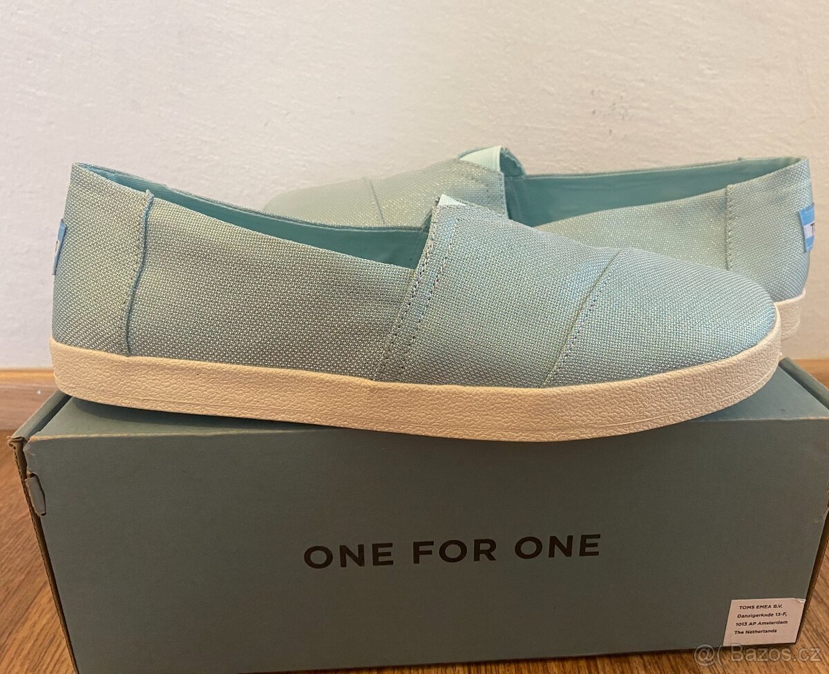 TOMS AVALON Pastel Turquoise vel. 42,5 - nenošené