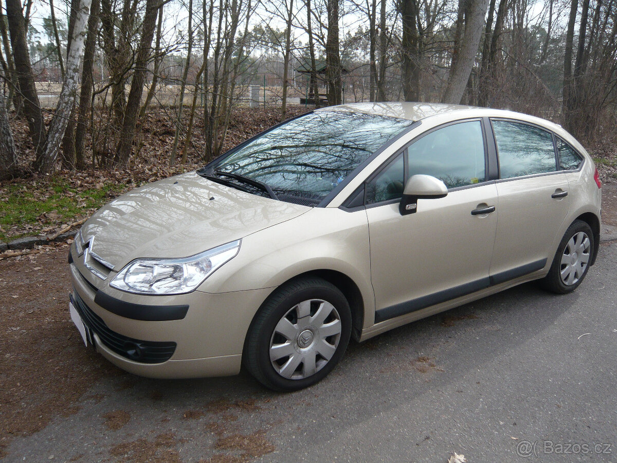 Citroen C4 16 ventil 1 maji nejetý v zimě