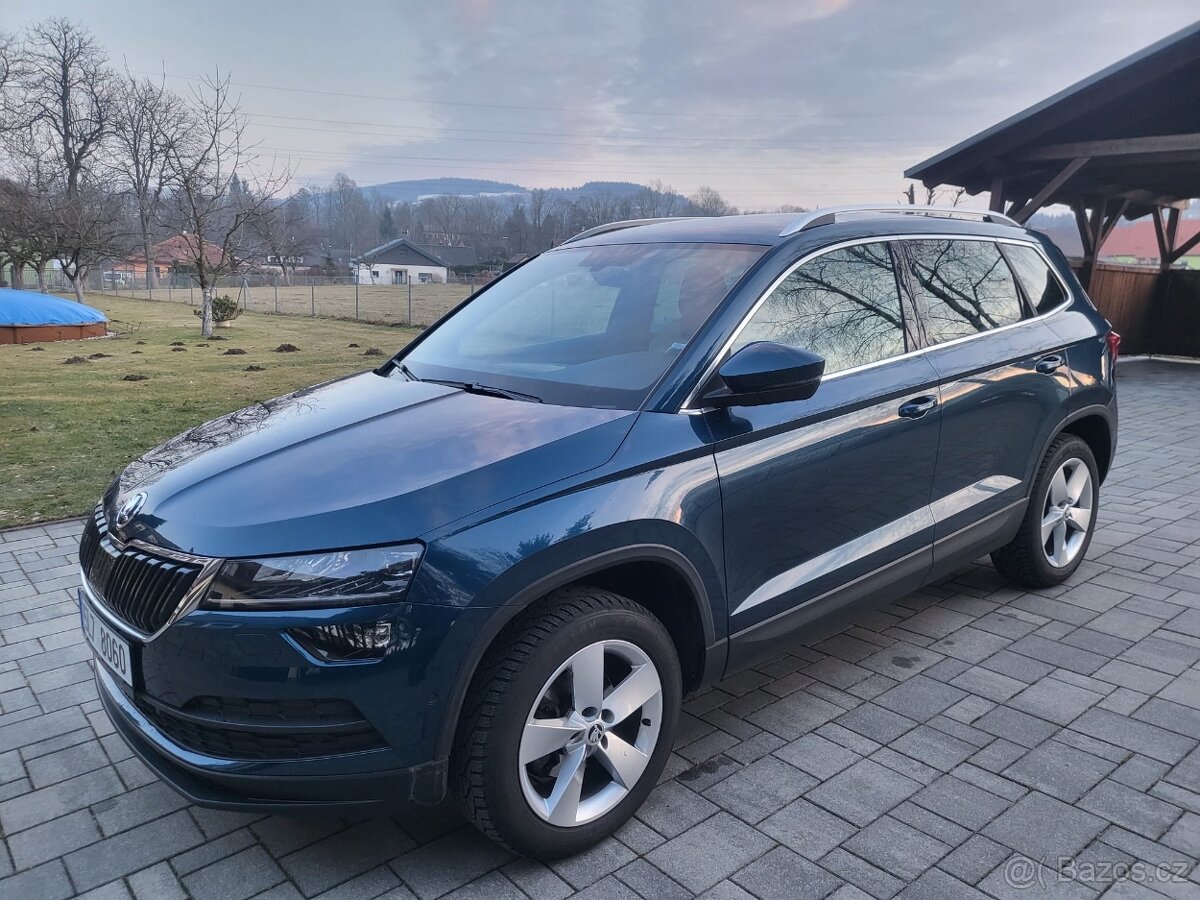 Prodám Škodu Karoq 1.5 TSI, rok 2019, Modrá Lava metalíza
