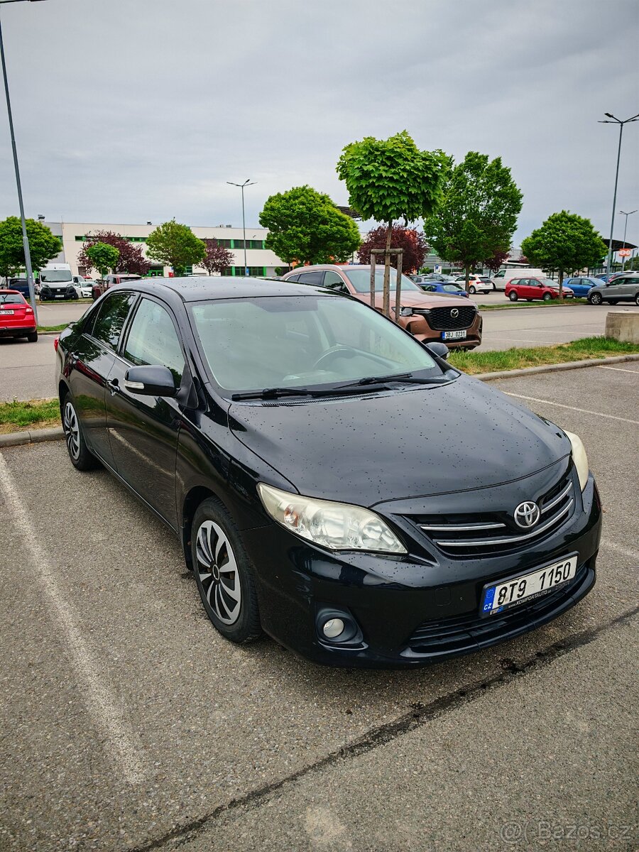 Toyota Corolla 1.6 benzín 97kw