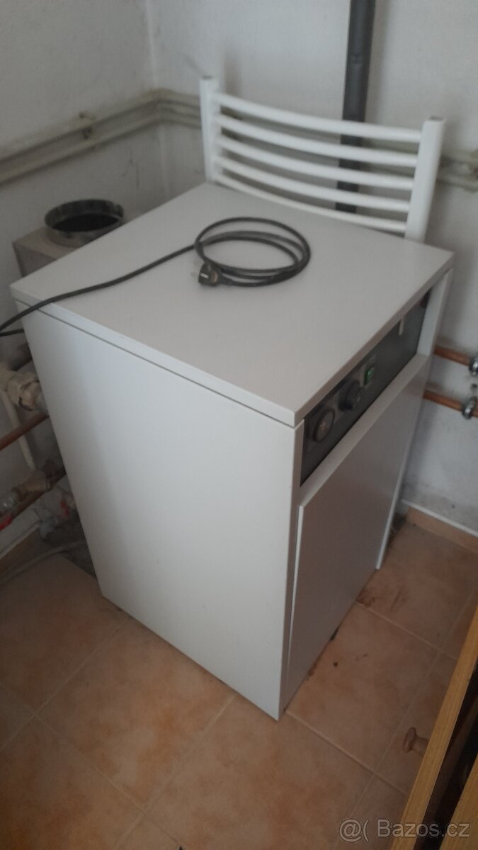 Plynový kotel Viadrus G32 a ohřívač Quadriga Q8 80 GF