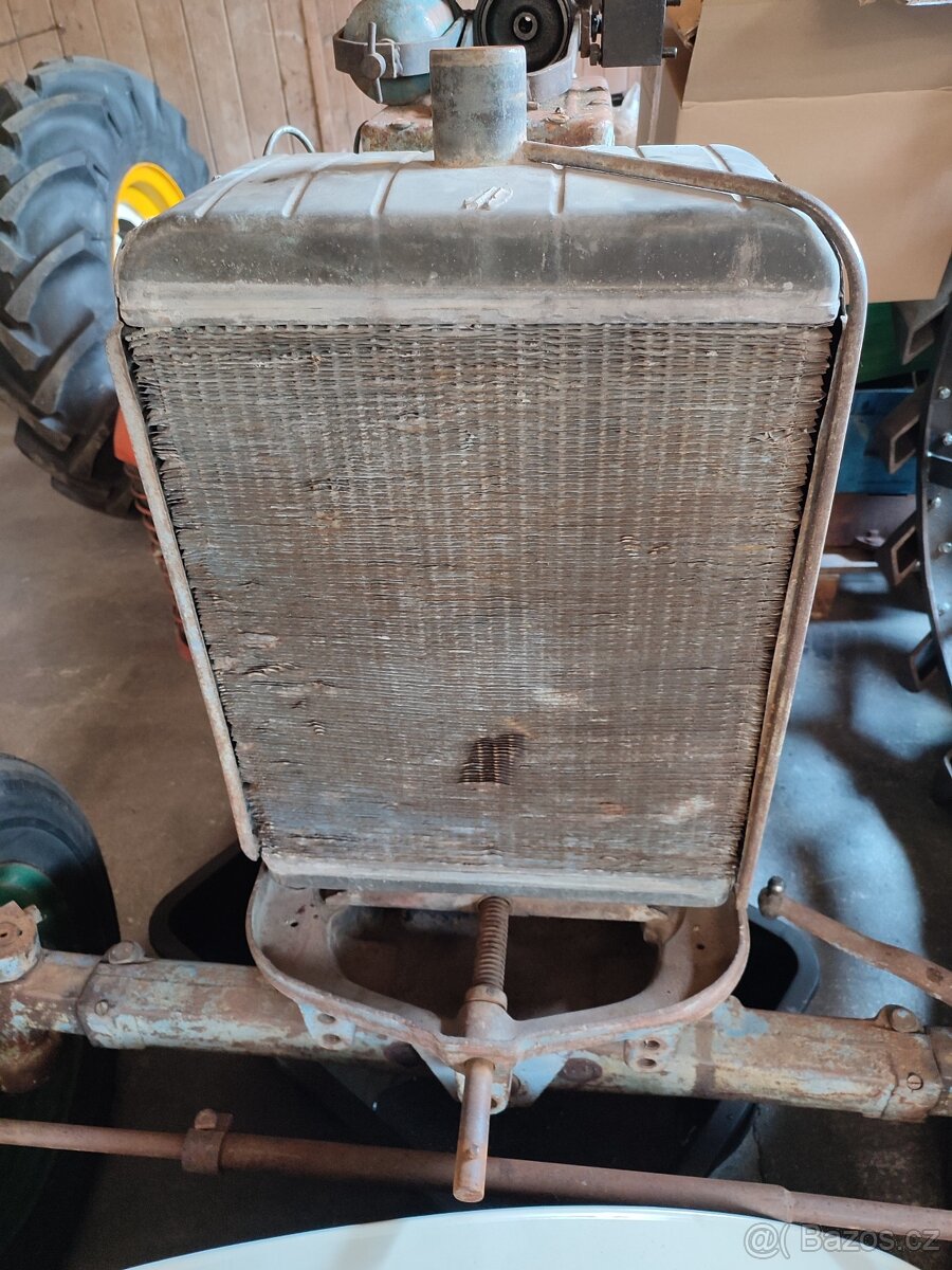 Zetor 25