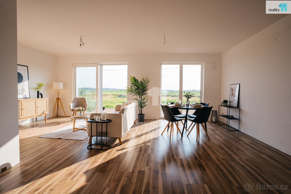 Prodej bytu 5+kk 125 m² V Průhonu, Zvěřínek