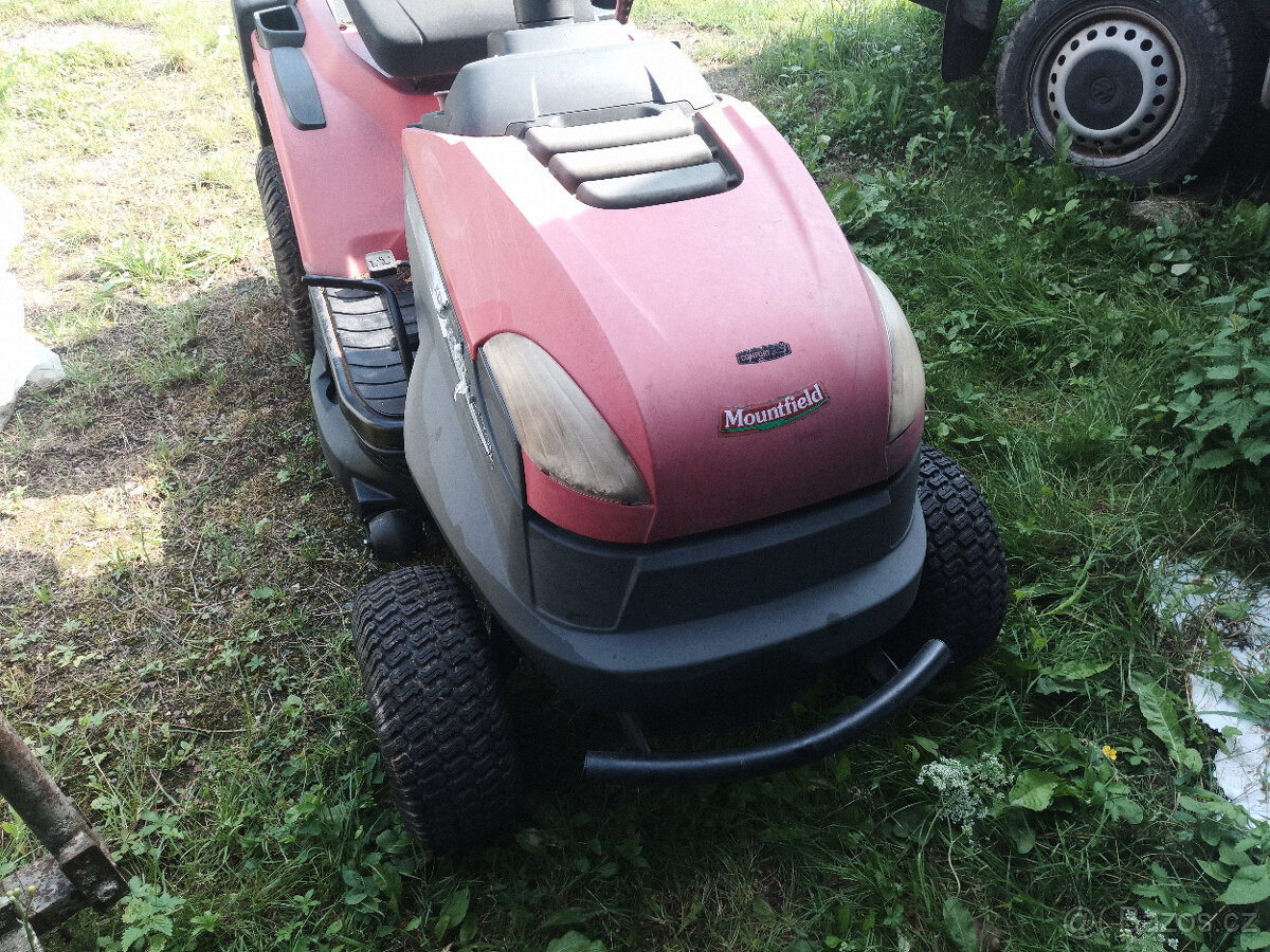 Zahradní traktor Castel Garden - Mountfield