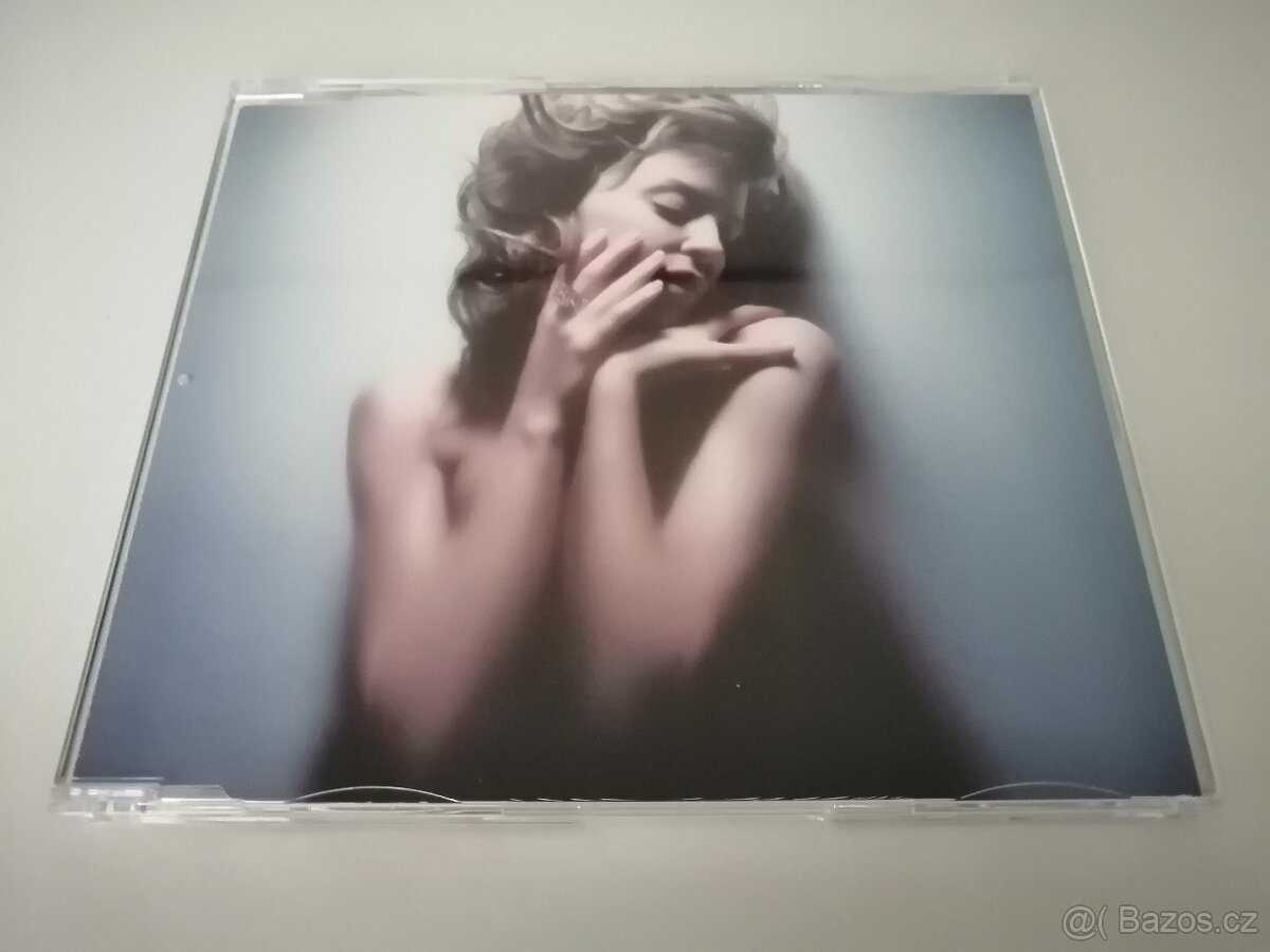 CD KYLIE MINOGUE - LOVE AT FIRST SIGHT