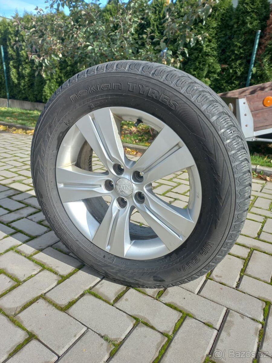 Litá kola KIA R17 + zimní pneu
