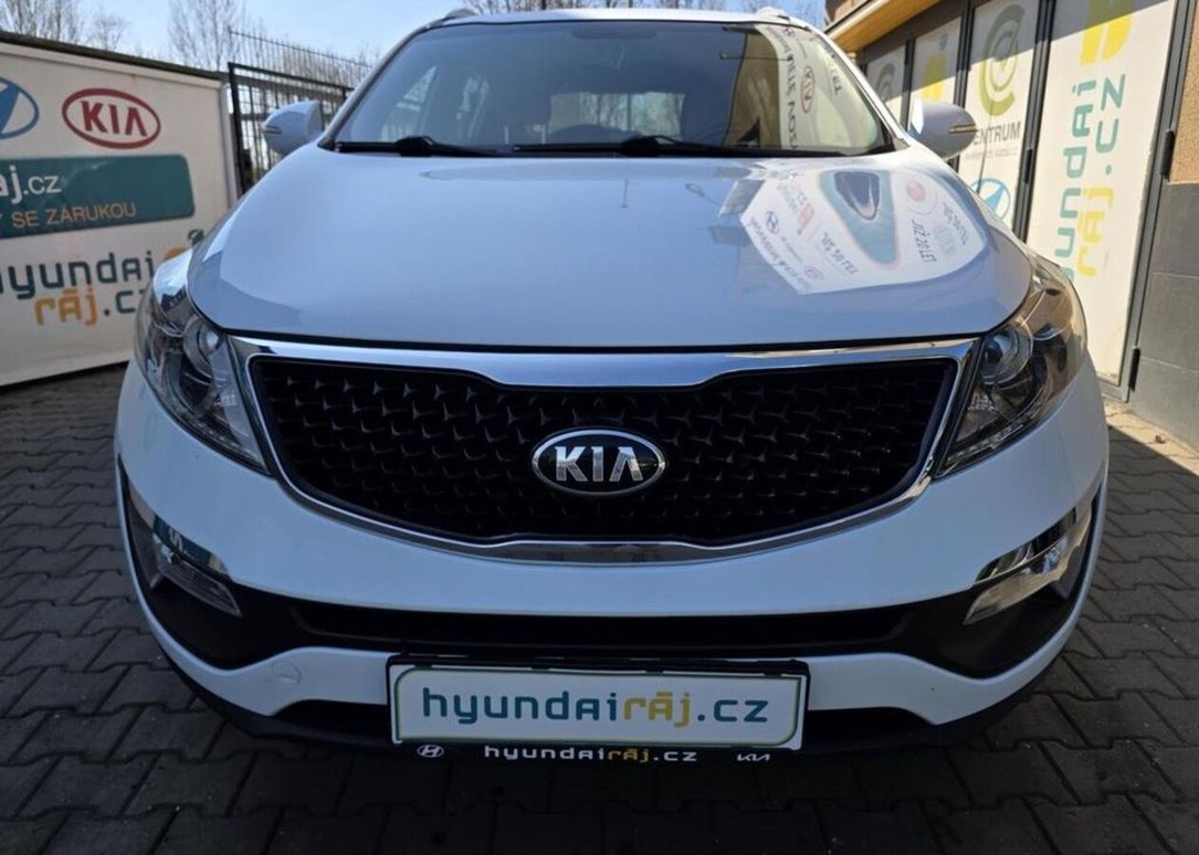 Kia Sportage 1.7-PREMIUM-NAVI-1.maj.-KŮŽE