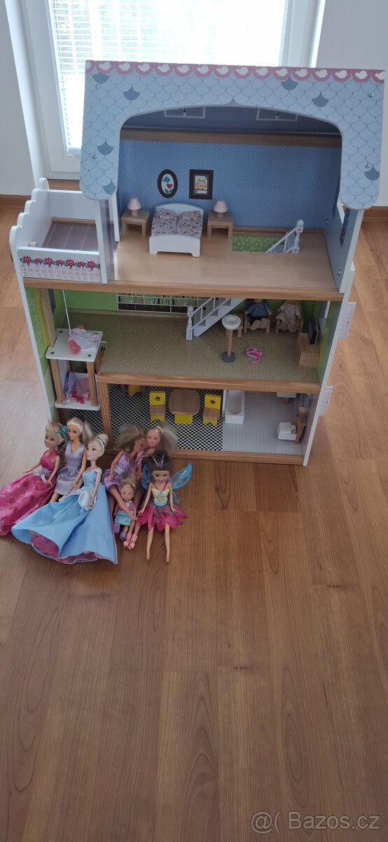 Domeček pro panenky