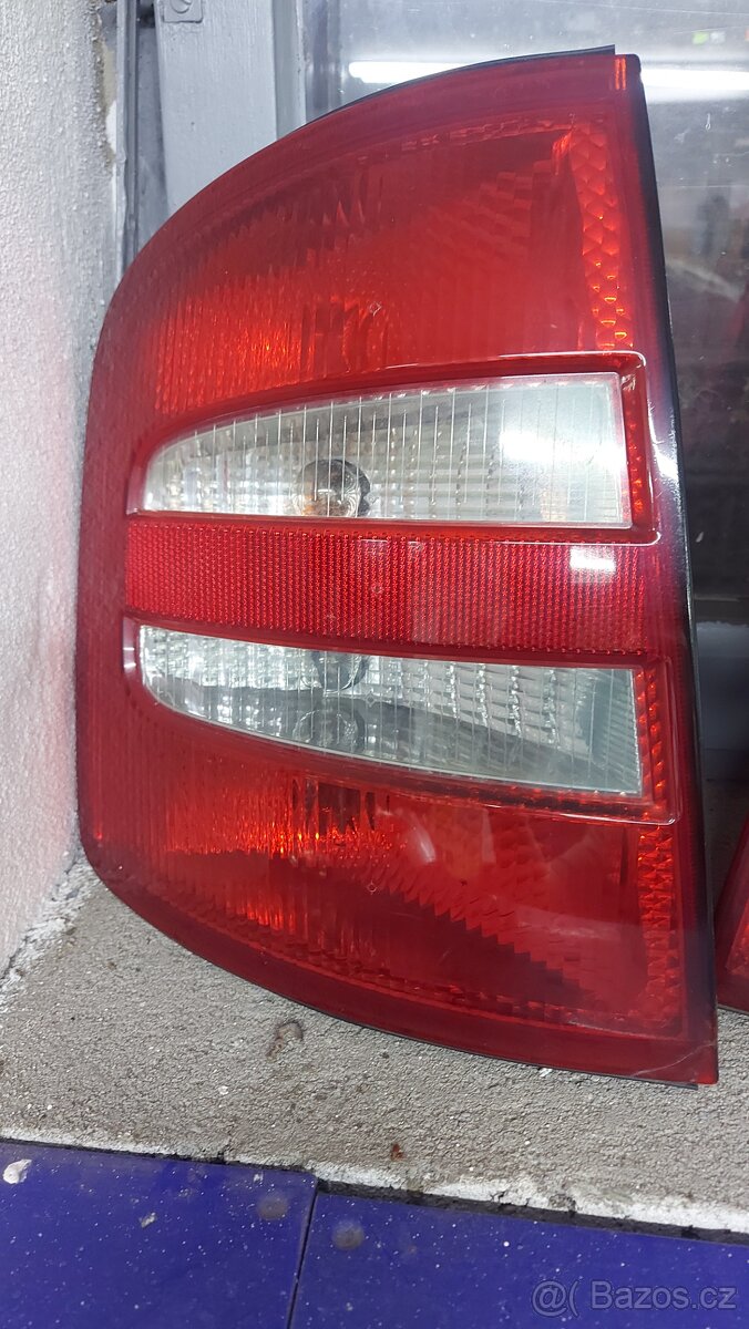 Fabia 1 combi  i 5dv zadni svetla,plato