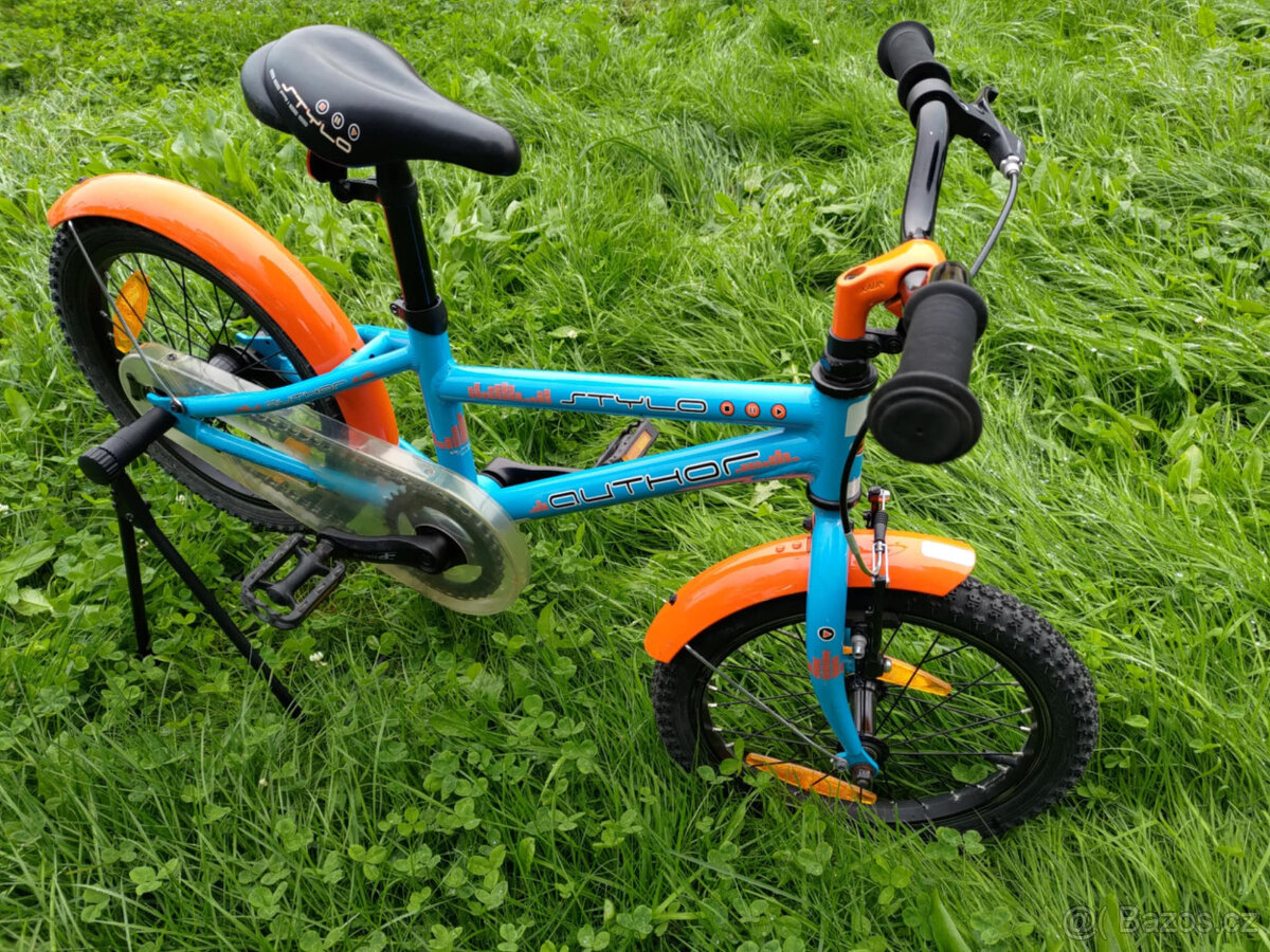 Lehké dětské kolo Author Stylo 16 + přilba zdarma