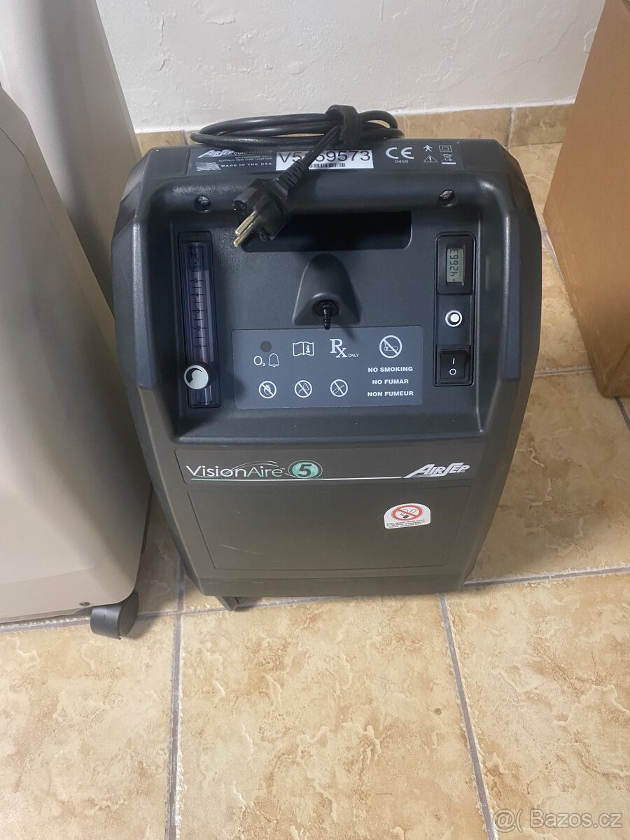 Kyslíkový přístroj - Air Sep Vision Aire 5