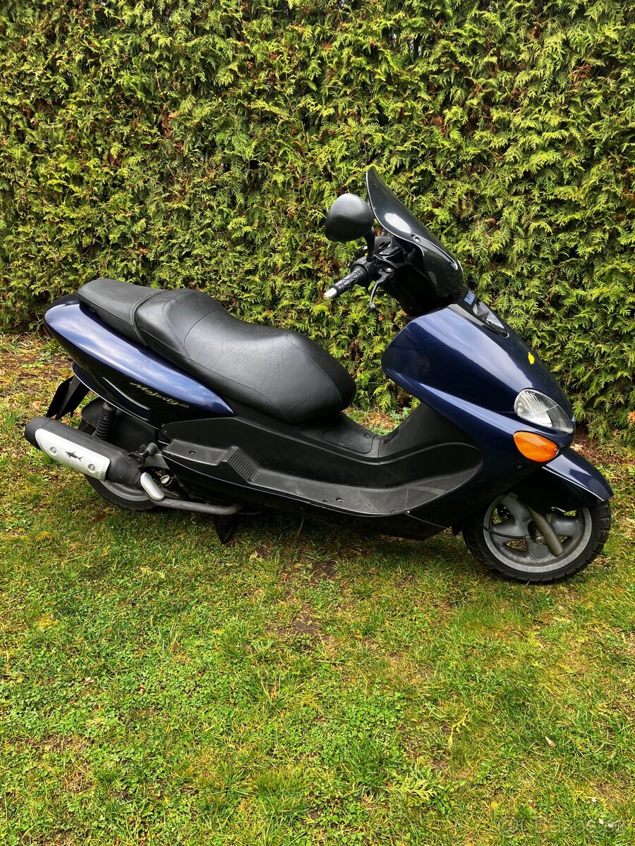Yamaha Majesty 125