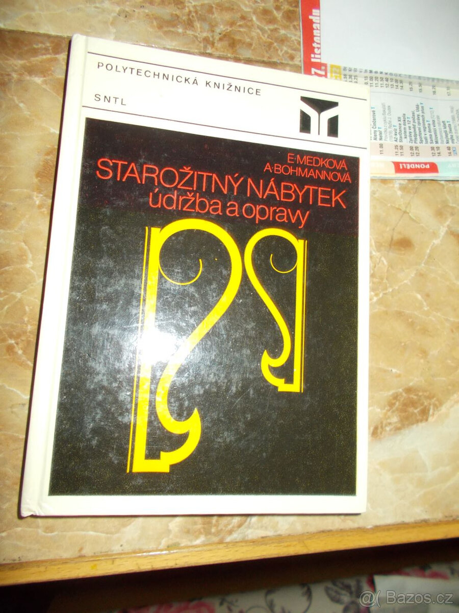 Kniha Starožitný nábytek