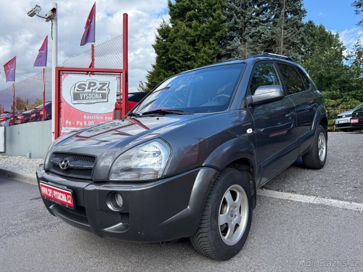 Hyundai Tuscon • 4/2008 • 104kw • 2x klíč • Nová STK