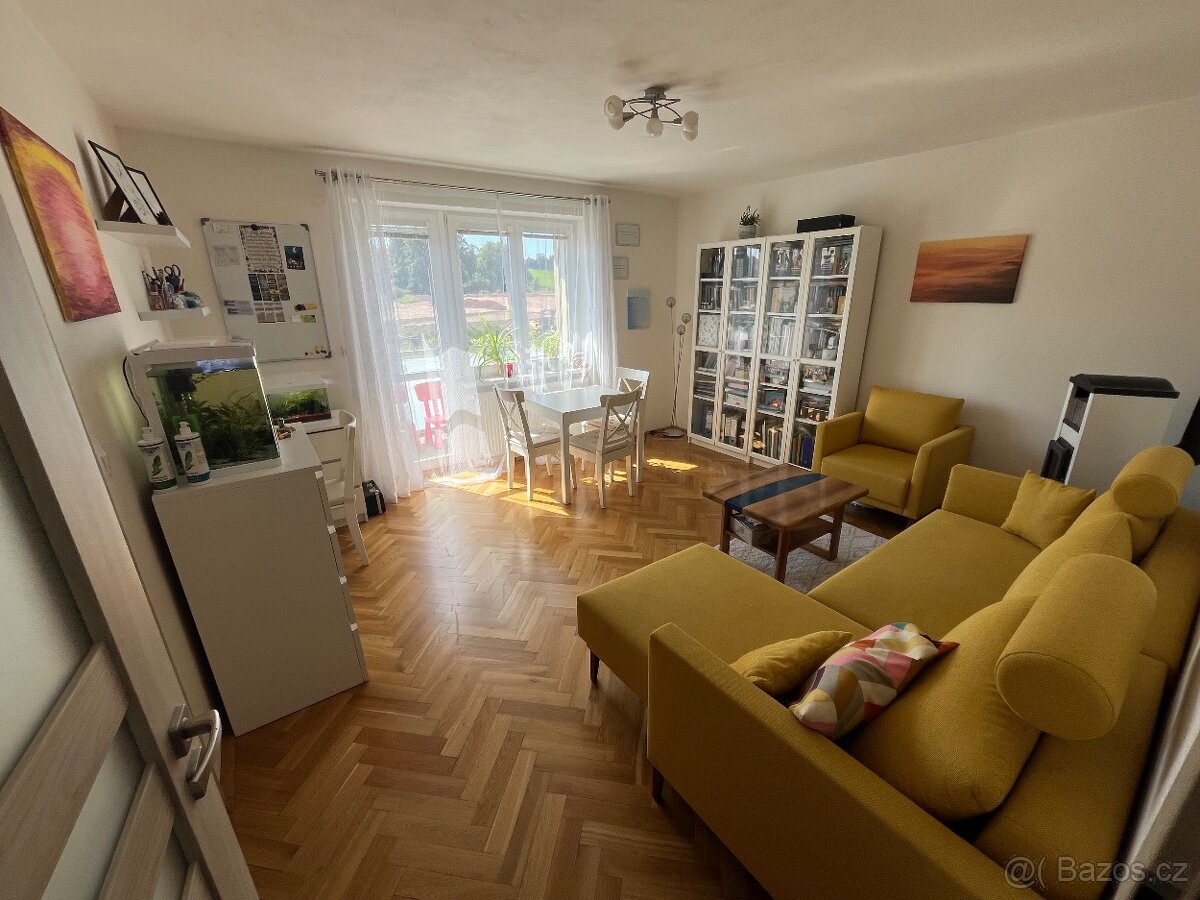 Byt 3+1 po rekonstrukci - Ostašská