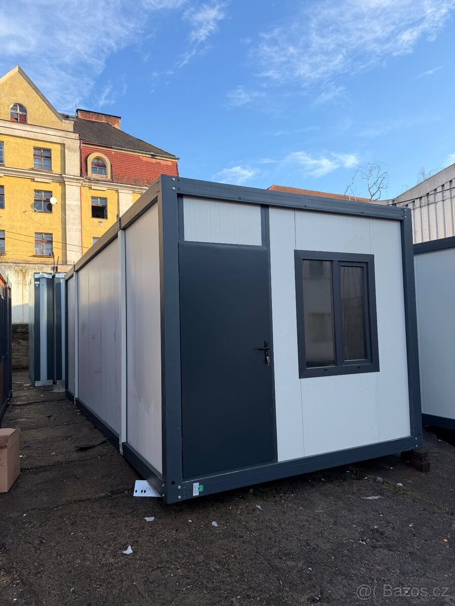 Kontejner 3x6. 3x7. 3x8. 3x9.