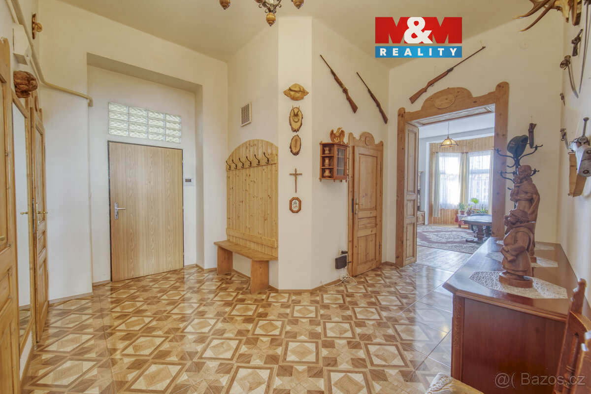 Prodej bytu 3+1, 118 m², Cheb, ul. 26. dubna