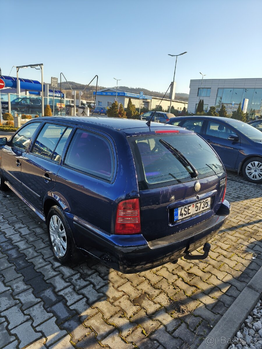 Škoda Octavia 1