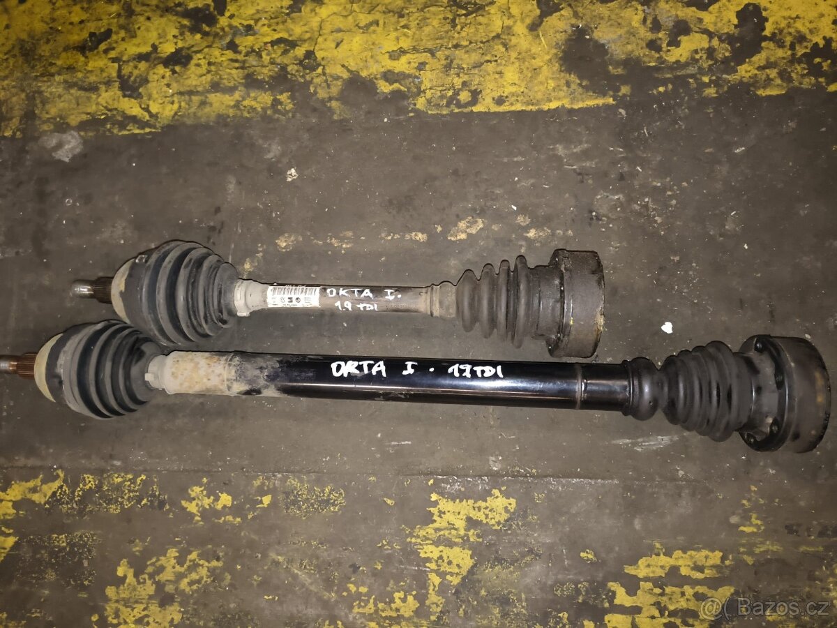 ŠKODA OCTAVIA I. - POLOOSY